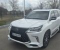 Лексус ЛХ, об'ємом двигуна 5.7 л та пробігом 190 тис. км за 61000 $, фото 4 на Automoto.ua