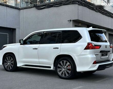 Лексус ЛХ, объемом двигателя 5.7 л и пробегом 118 тыс. км за 83000 $, фото 20 на Automoto.ua