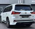 Лексус ЛХ, объемом двигателя 5.7 л и пробегом 118 тыс. км за 80000 $, фото 25 на Automoto.ua