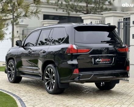 Лексус ЛХ, объемом двигателя 5.7 л и пробегом 27 тыс. км за 95000 $, фото 8 на Automoto.ua