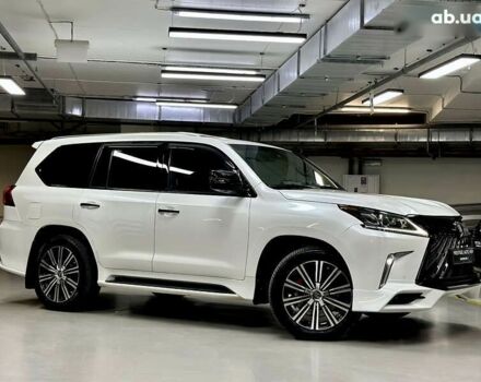 Лексус ЛХ, объемом двигателя 5.7 л и пробегом 118 тыс. км за 83000 $, фото 3 на Automoto.ua