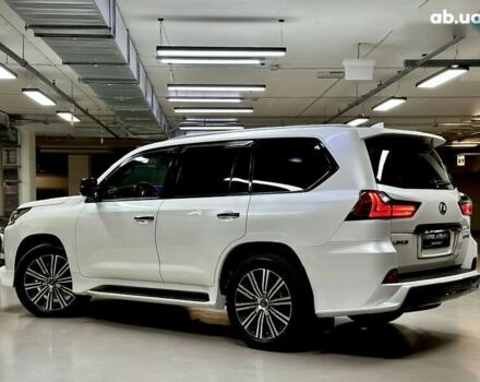Лексус ЛХ, объемом двигателя 5.7 л и пробегом 118 тыс. км за 83000 $, фото 27 на Automoto.ua