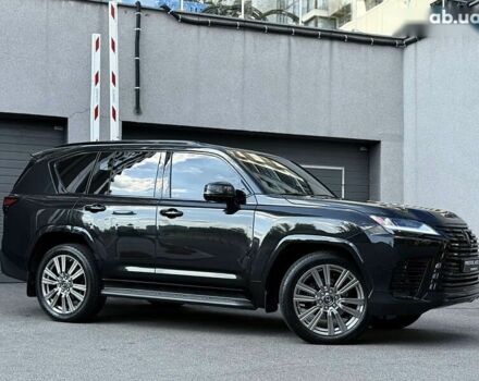 Лексус ЛХ, объемом двигателя 3.5 л и пробегом 29 тыс. км за 139000 $, фото 5 на Automoto.ua