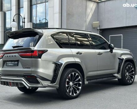 Лексус ЛХ, объемом двигателя 3.5 л и пробегом 95 тыс. км за 127000 $, фото 24 на Automoto.ua