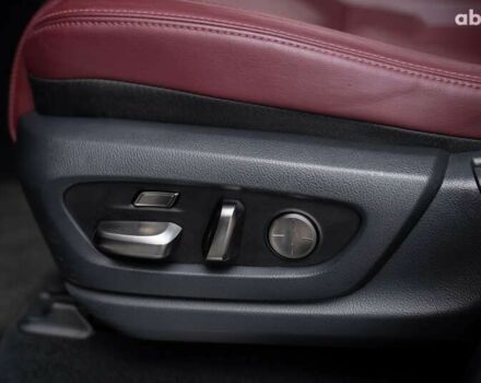 Лексус ЛХ, объемом двигателя 3.4 л и пробегом 70 тыс. км за 119000 $, фото 17 на Automoto.ua