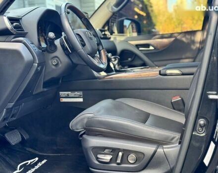 Лексус ЛХ, объемом двигателя 3.4 л и пробегом 45 тыс. км за 115900 $, фото 21 на Automoto.ua