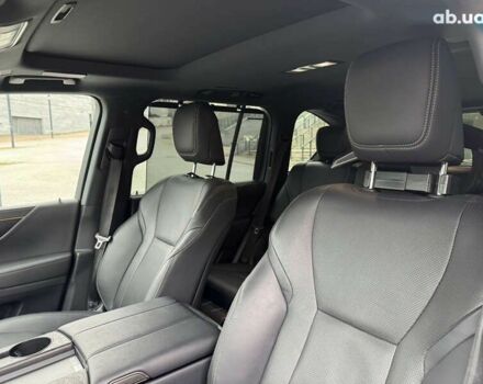 Лексус ЛХ, объемом двигателя 3.4 л и пробегом 47 тыс. км за 111111 $, фото 15 на Automoto.ua