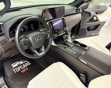 Лексус ЛХ, объемом двигателя 3.4 л и пробегом 9 тыс. км за 125990 $, фото 19 на Automoto.ua