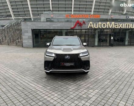 Лексус ЛХ, объемом двигателя 3.4 л и пробегом 47 тыс. км за 111111 $, фото 1 на Automoto.ua