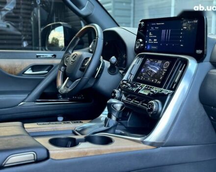 Лексус ЛХ, объемом двигателя 3.4 л и пробегом 45 тыс. км за 115900 $, фото 23 на Automoto.ua