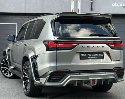Лексус ЛХ, объемом двигателя 3.5 л и пробегом 95 тыс. км за 127000 $, фото 25 на Automoto.ua