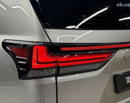 Лексус ЛХ, объемом двигателя 3.4 л и пробегом 9 тыс. км за 125990 $, фото 7 на Automoto.ua