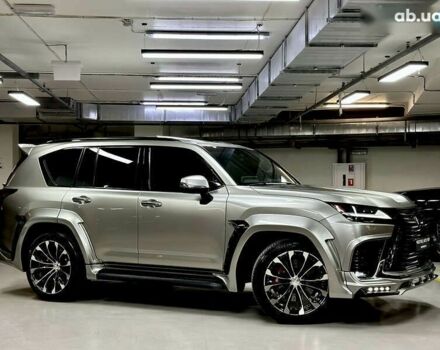 Лексус ЛХ, объемом двигателя 3.5 л и пробегом 95 тыс. км за 128000 $, фото 3 на Automoto.ua