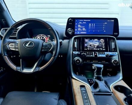 Лексус ЛХ, объемом двигателя 3.4 л и пробегом 45 тыс. км за 115900 $, фото 19 на Automoto.ua