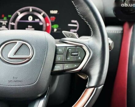 Лексус ЛХ, объемом двигателя 3.4 л и пробегом 30 тыс. км за 121000 $, фото 28 на Automoto.ua