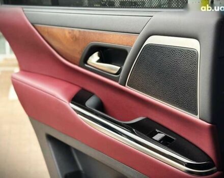 Лексус ЛХ, объемом двигателя 3.4 л и пробегом 30 тыс. км за 117500 $, фото 24 на Automoto.ua