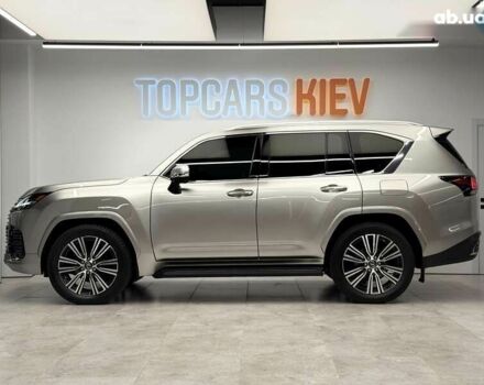 Лексус ЛХ, объемом двигателя 3.4 л и пробегом 9 тыс. км за 125990 $, фото 3 на Automoto.ua