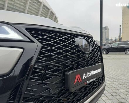 Лексус ЛХ, объемом двигателя 3.4 л и пробегом 47 тыс. км за 111111 $, фото 9 на Automoto.ua