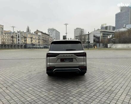 Лексус ЛХ, объемом двигателя 3.4 л и пробегом 47 тыс. км за 111111 $, фото 5 на Automoto.ua