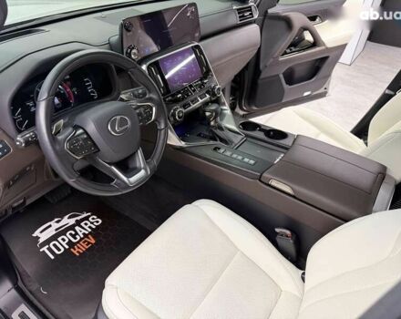 Лексус ЛХ, объемом двигателя 3.4 л и пробегом 9 тыс. км за 125990 $, фото 20 на Automoto.ua