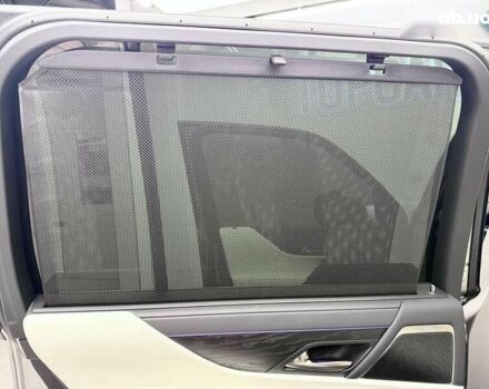 Лексус ЛХ, объемом двигателя 3.4 л и пробегом 9 тыс. км за 125990 $, фото 24 на Automoto.ua