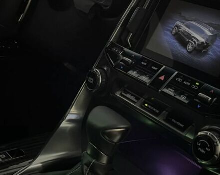 Лексус ЛХ, объемом двигателя 0 л и пробегом 0 тыс. км за 104702 $, фото 9 на Automoto.ua