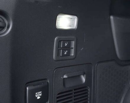 Лексус ЛХ, объемом двигателя 3.4 л и пробегом 137 тыс. км за 91749 $, фото 10 на Automoto.ua