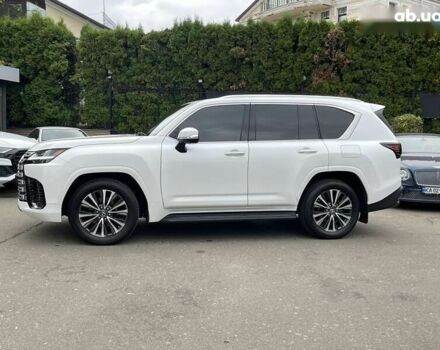 Лексус ЛХ, об'ємом двигуна 3.4 л та пробігом 40 тис. км за 119999 $, фото 5 на Automoto.ua