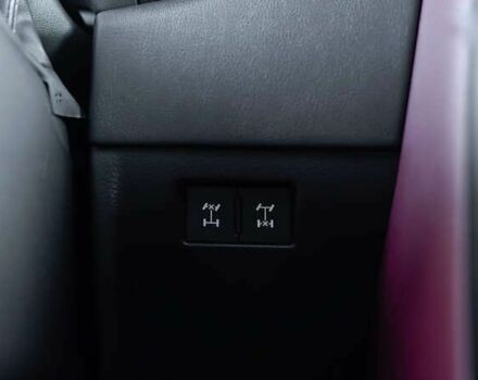 Лексус ЛХ, объемом двигателя 3.4 л и пробегом 137 тыс. км за 91749 $, фото 28 на Automoto.ua