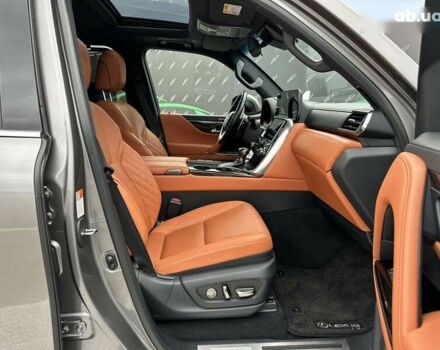 Лексус ЛХ, об'ємом двигуна 3.5 л та пробігом 88 тис. км за 124999 $, фото 26 на Automoto.ua