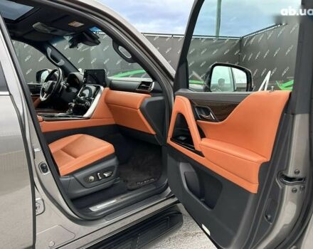 Лексус ЛХ, об'ємом двигуна 3.5 л та пробігом 88 тис. км за 124999 $, фото 25 на Automoto.ua