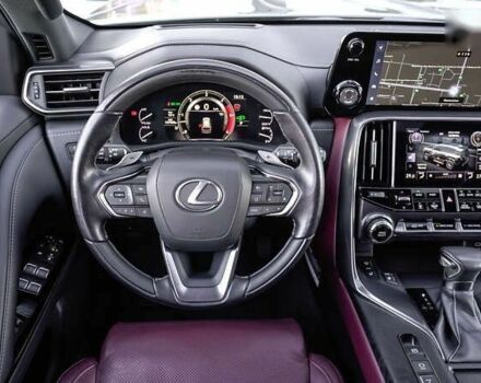 Лексус ЛХ, объемом двигателя 3.4 л и пробегом 137 тыс. км за 91749 $, фото 8 на Automoto.ua