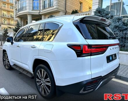 Лексус ЛХ, объемом двигателя 3.5 л и пробегом 19 тыс. км за 124900 $, фото 2 на Automoto.ua