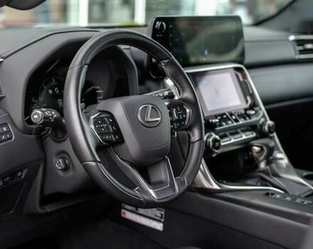 Лексус ЛХ, объемом двигателя 3.4 л и пробегом 42 тыс. км за 117018 $, фото 13 на Automoto.ua