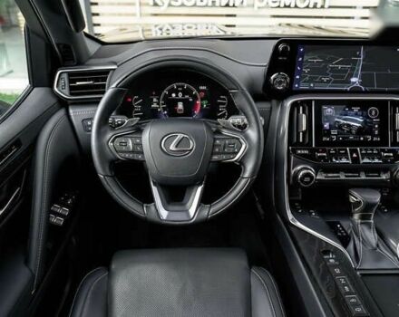 Лексус ЛХ, объемом двигателя 3.5 л и пробегом 29 тыс. км за 130020 $, фото 8 на Automoto.ua