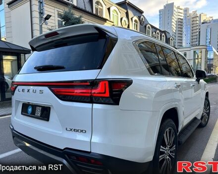 Лексус ЛХ, объемом двигателя 3.5 л и пробегом 19 тыс. км за 124900 $, фото 4 на Automoto.ua