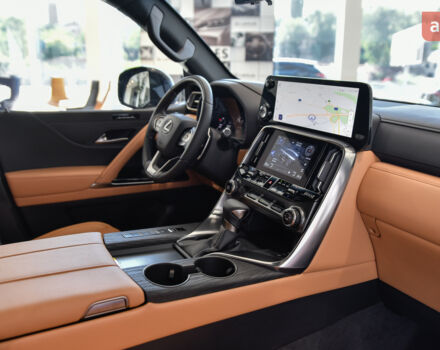 Лексус ЛХ, объемом двигателя 3.35 л и пробегом 0 тыс. км за 134710 $, фото 3 на Automoto.ua