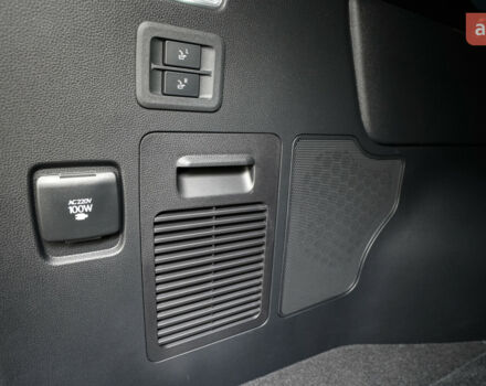 Лексус ЛХ, объемом двигателя 3.35 л и пробегом 0 тыс. км за 134840 $, фото 19 на Automoto.ua