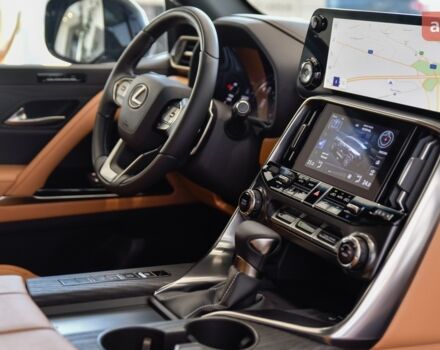 Лексус ЛХ, объемом двигателя 3.35 л и пробегом 0 тыс. км за 134710 $, фото 16 на Automoto.ua