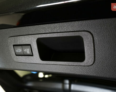 Лексус ЛХ, объемом двигателя 3.35 л и пробегом 0 тыс. км за 134840 $, фото 21 на Automoto.ua