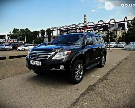 Лексус ЛХ, объемом двигателя 0 л и пробегом 262 тыс. км за 32500 $, фото 1 на Automoto.ua