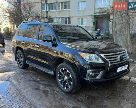 Лексус ЛХ, объемом двигателя 5.7 л и пробегом 250 тыс. км за 21000 $, фото 1 на Automoto.ua