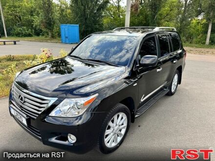Лексус ЛХ, объемом двигателя 5.7 л и пробегом 300 тыс. км за 23999 $, фото 1 на Automoto.ua