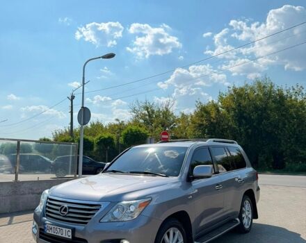 Лексус ЛХ, объемом двигателя 5.7 л и пробегом 278 тыс. км за 27000 $, фото 1 на Automoto.ua