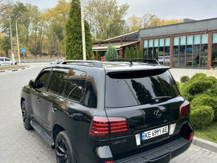 Лексус ЛХ, об'ємом двигуна 5.66 л та пробігом 218 тис. км за 24499 $, фото 1 на Automoto.ua