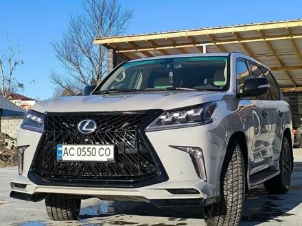 Лексус ЛХ, объемом двигателя 5.66 л и пробегом 340 тыс. км за 37000 $, фото 1 на Automoto.ua