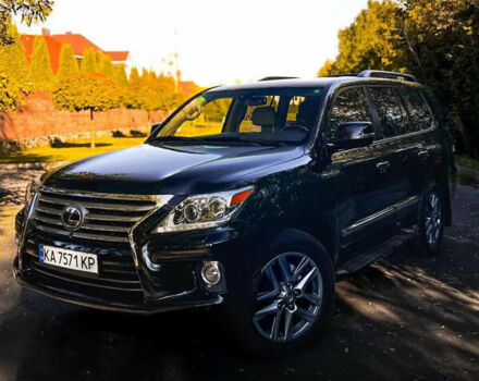 Лексус ЛХ, объемом двигателя 5.7 л и пробегом 240 тыс. км за 35000 $, фото 1 на Automoto.ua