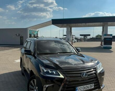 Лексус ЛХ, объемом двигателя 5.7 л и пробегом 185 тыс. км за 54000 $, фото 1 на Automoto.ua