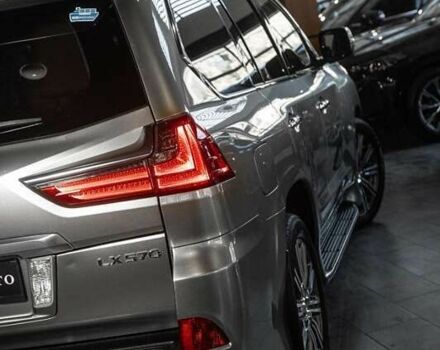 Лексус ЛХ, объемом двигателя 0 л и пробегом 140 тыс. км за 63000 $, фото 1 на Automoto.ua