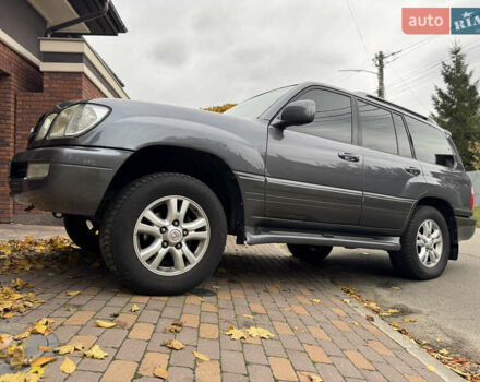 Сірий Лексус ЛХ, об'ємом двигуна 4.66 л та пробігом 220 тис. км за 11000 $, фото 13 на Automoto.ua